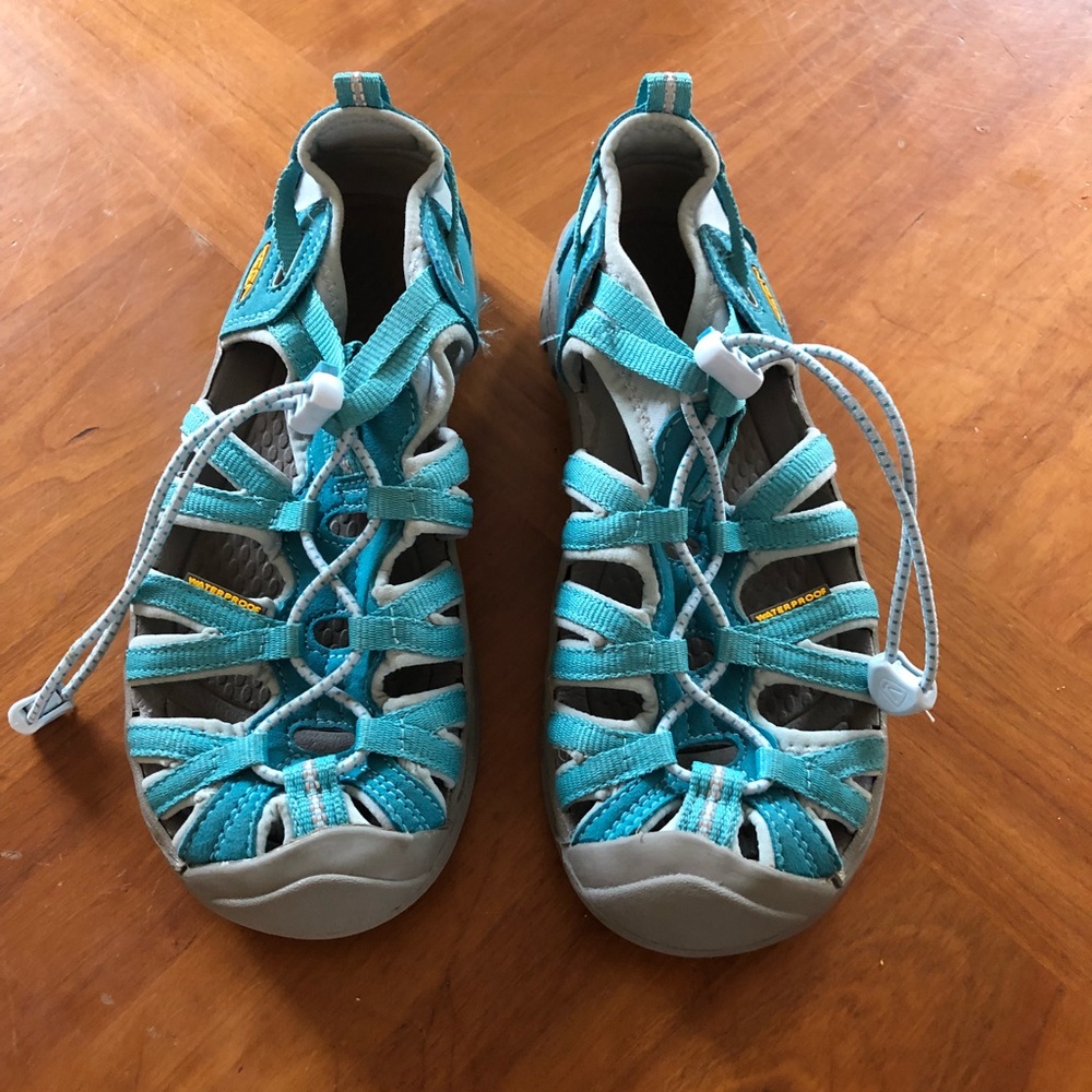 Youth girls Keens aqua blue